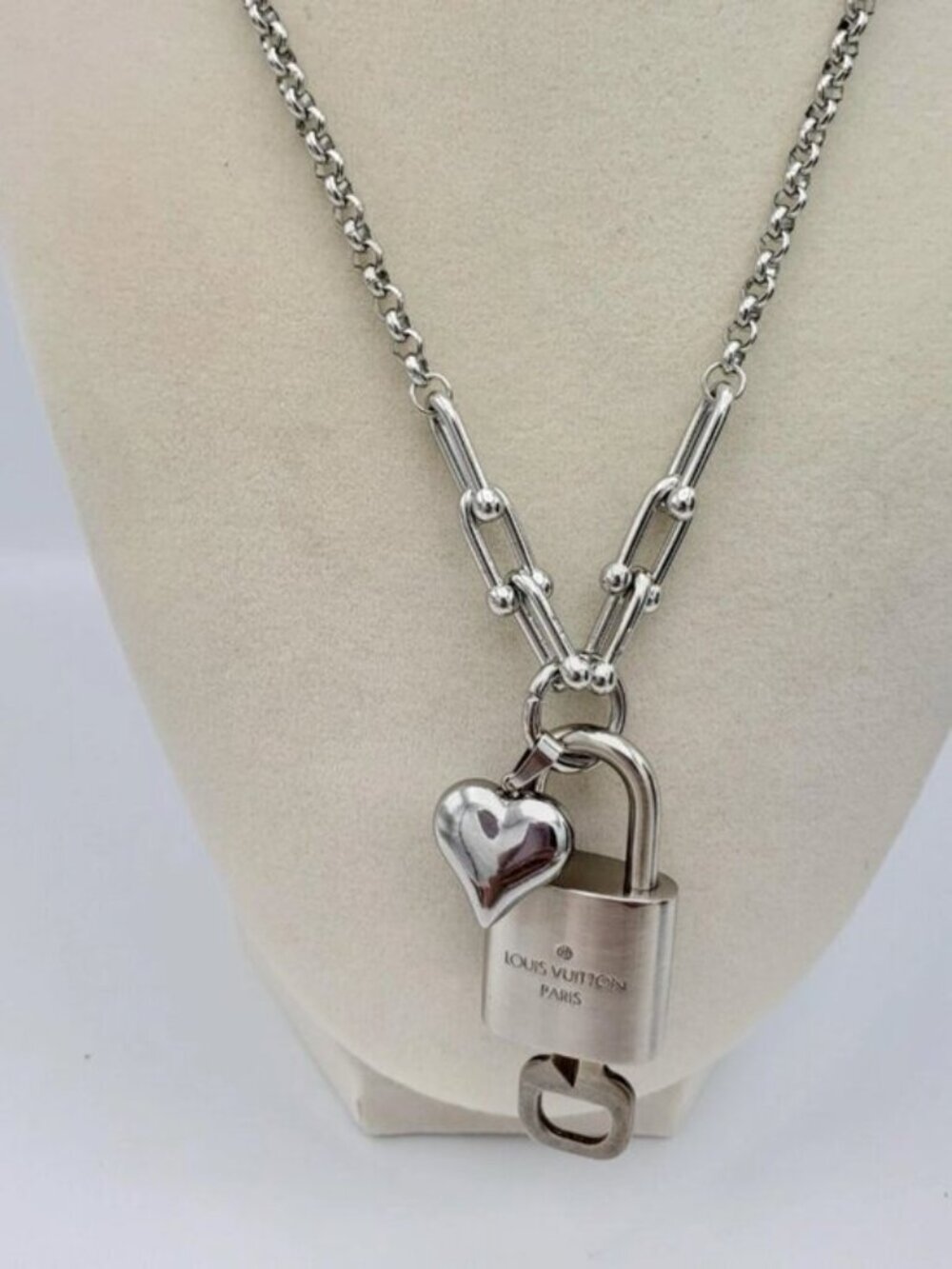 Authentic Louis Vuitton Vintage Silver Padlock Necklace✦Unbranded Silver Plated - Picture 4 of 14